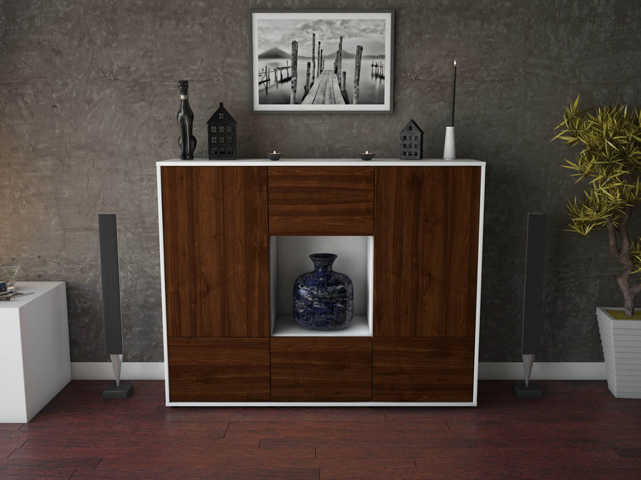 Highboard Mimma, Walnuss Front (136x108x35cm) - Stil.Zeit Möbel GmbH