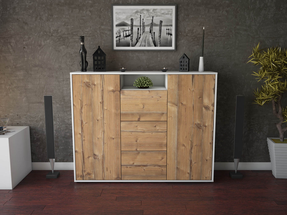 Highboard Quartilla, Pinie Front (136x108x35cm) - Stil.Zeit Möbel GmbH