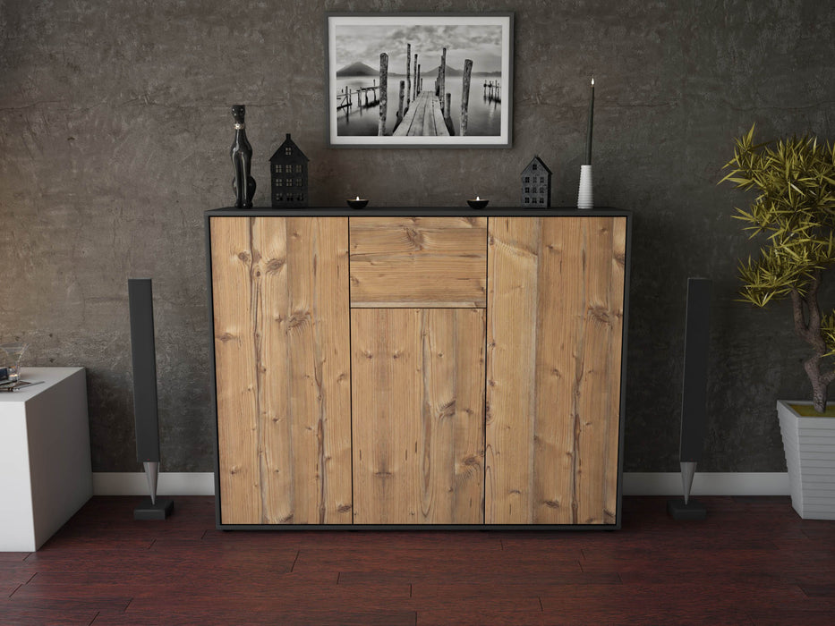 Highboard Lya, Pinie Front (136x108x35cm) - Stil.Zeit Möbel GmbH