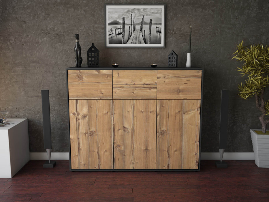 Highboard Matea, Pinie Front (136x108x35cm) - Stil.Zeit Möbel GmbH