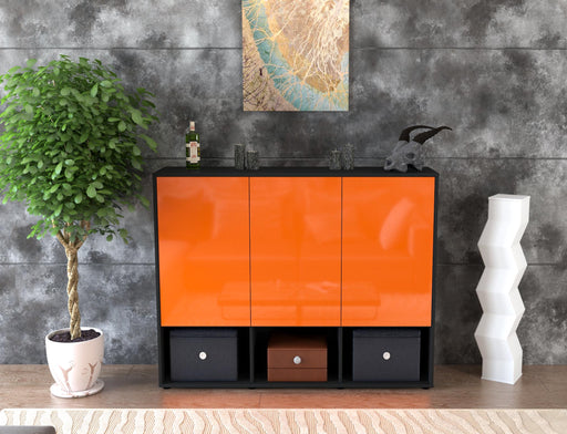 Highboard Mea, Orange Front (136x108x35cm) - Stil.Zeit Möbel GmbH