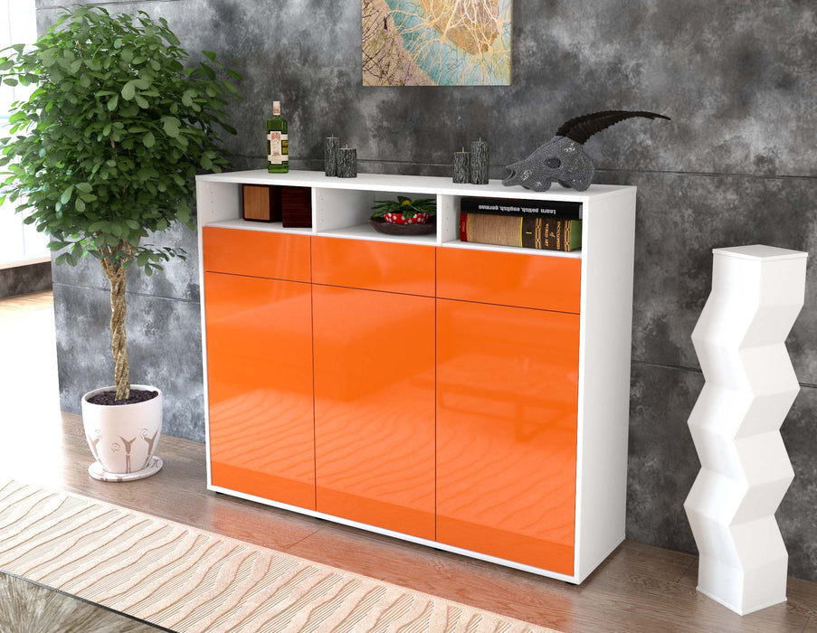 Highboard Marta, Orange Seite (136x108x35cm) - Stil.Zeit Möbel GmbH