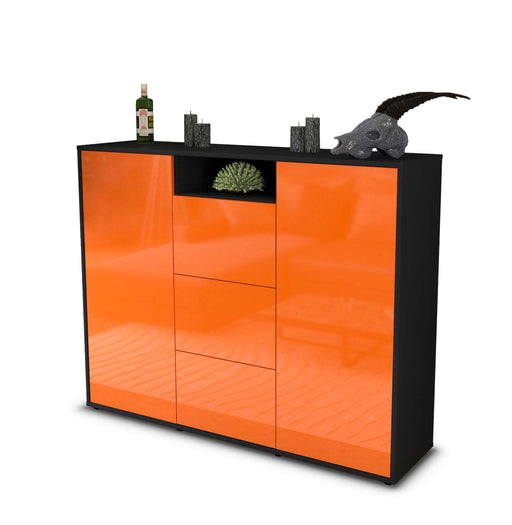 Highboard Quartilla, Orange Studio (136x108x35cm) - Stil.Zeit Möbel GmbH