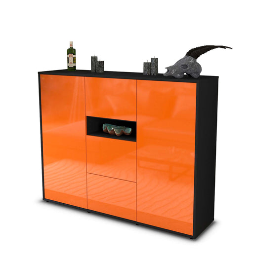 Highboard Quinta, Orange Studio (136x108x35cm) - Stil.Zeit Möbel GmbH