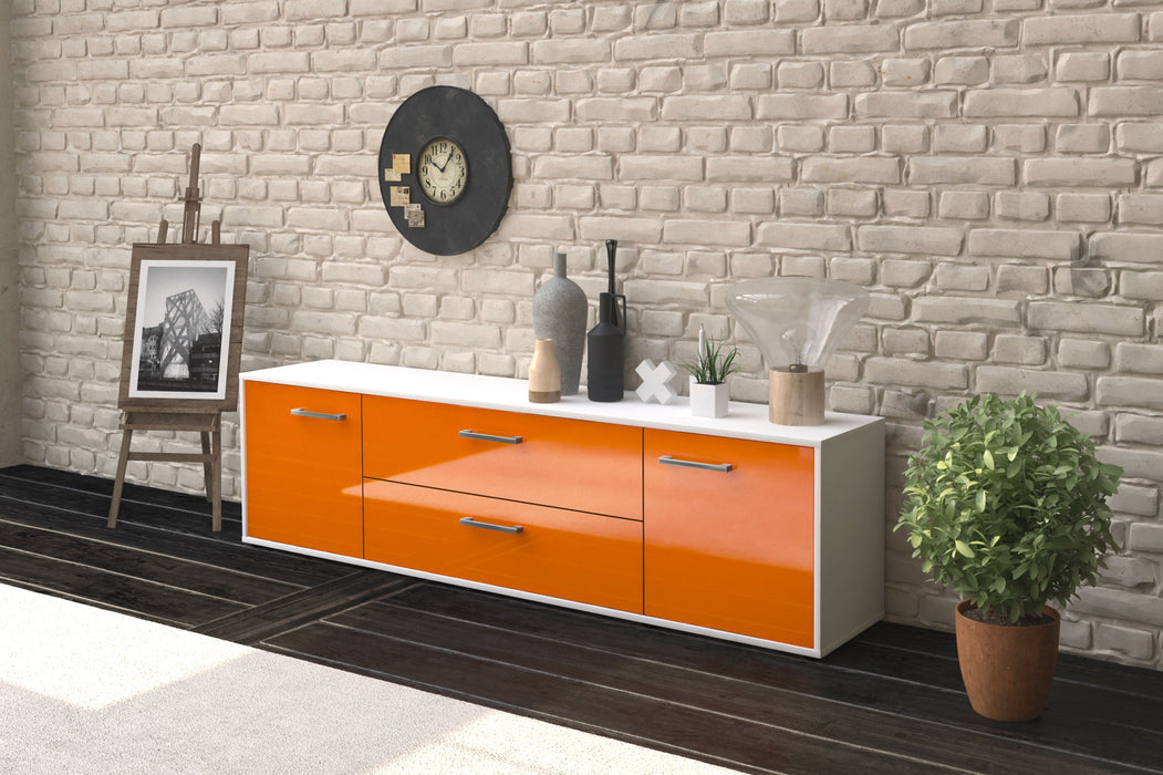 Lowboard Aquilina, Orange Seite (180x49x35cm) - Stil.Zeit Möbel GmbH