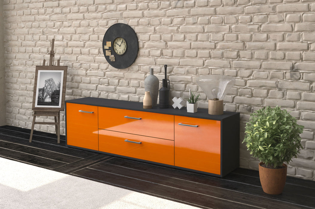 Lowboard Aquilina, Orange Seite (180x49x35cm) - Stil.Zeit Möbel GmbH